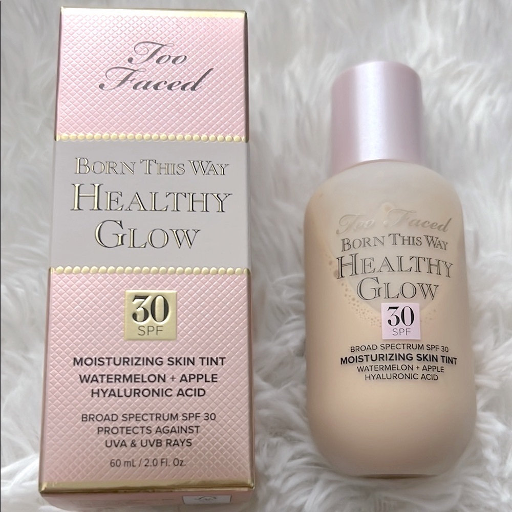 Too Faced Born This Way Healthy Glow Moisturizing Skin Tint Spf 30 /Vanilla /NIB - Picture 2 of 8